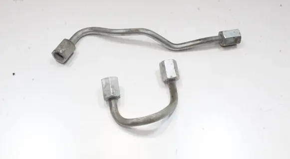 Lexus GS 250 350 300H 450H Fuel injector supply line/pipe 