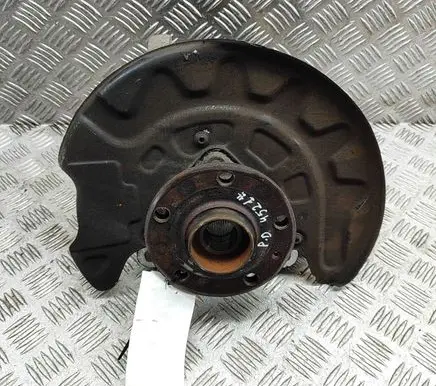 Volkswagen PASSAT B8 Front wheel hub 3Q0400054Q 5Q0407258A