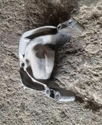 Mini One - Cooper R50 - 53 Engine mounting bracket