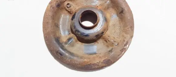 Coil spring mount