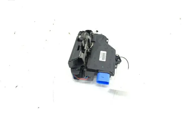 Volkswagen Caddy Front door lock 3d2837016ab