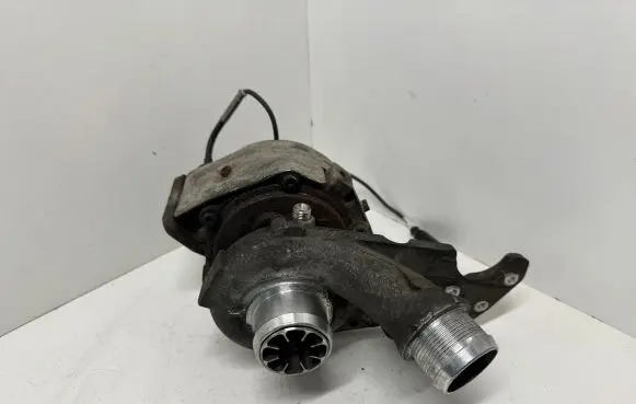 Audi Q7 4L Turbo 057145722Q