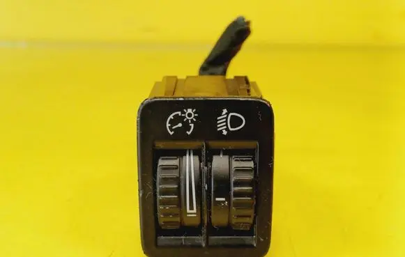 Volkswagen PASSAT B6 Headlight level height control switch 3C0941333