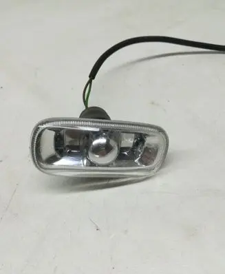 Audi A4 S4 B7 8E 8H Front fender indicator light 8E0949127