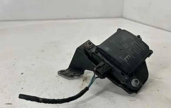 Subaru Forester SK Blind spot module 87611SJ001 A2C75979405 10R047527
