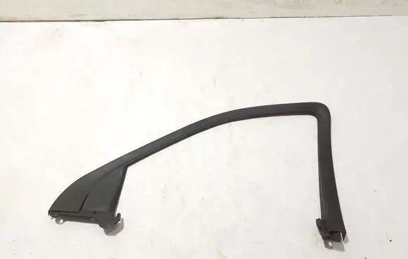 Chevrolet Silverado Other front door trim element 85534275