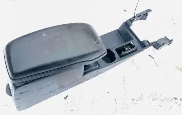 Ford Mondeo Mk III Armrest vp4s7xa045a37 4s7xf045a37abw