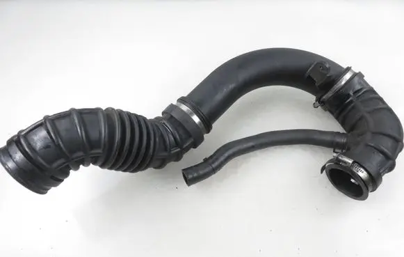 Chevrolet Captiva Air intake hose/pipe 96628960 96628984 96440472
