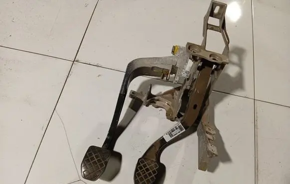 Brake pedal
