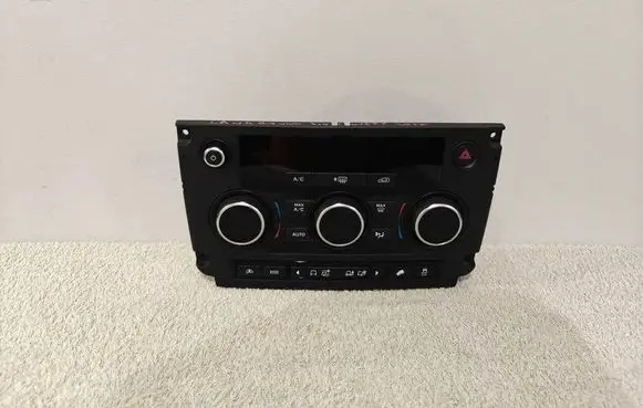 Land Rover Discovery Sport Climate control unit FK7214B596CJ 03499030103 4016000071588006