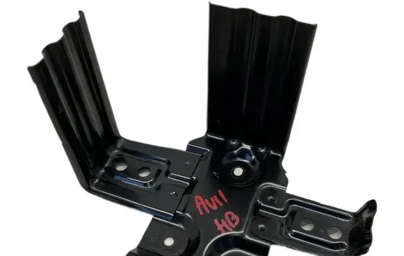 Toyota Auris E180 Battery bracket 