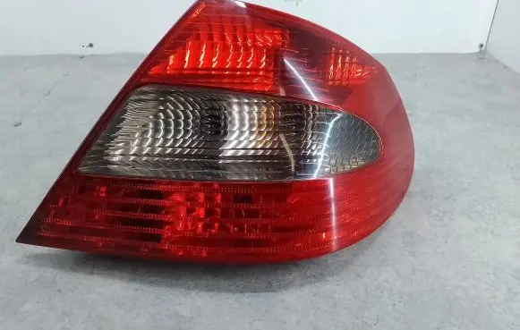 Mercedes-Benz CLK A209 C209 Rear/tail lights A2098201664
