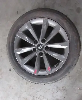 Hyundai i40 R17 alloy rim 