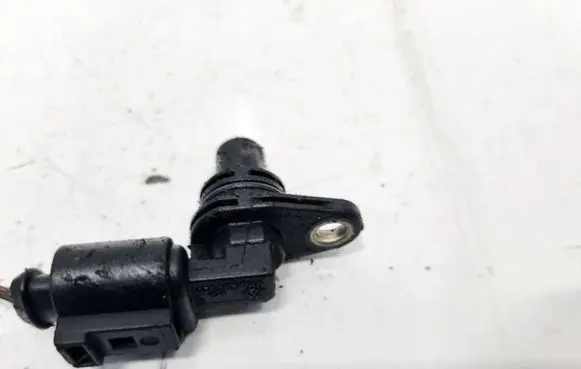 Volkswagen Polo Camshaft position sensor 036907601D