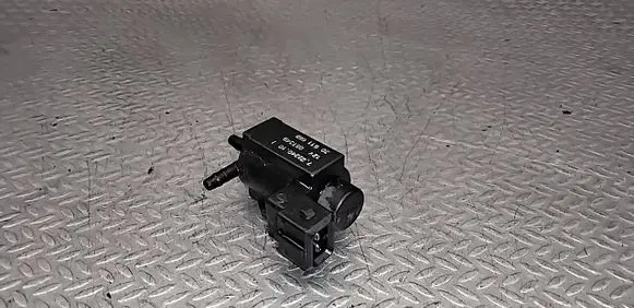 Volvo V70 Turbo solenoid valve 72224010 05T349 30611668