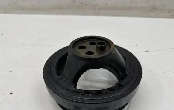 Mercedes-Benz E W212 Crankshaft pulley