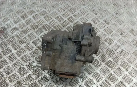 Toyota RAV 4 (XA30) Gearbox transfer box case 