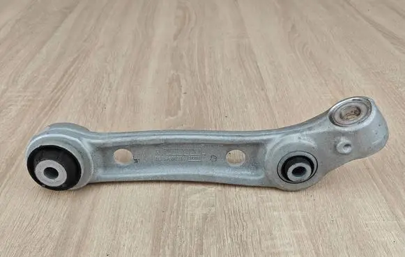 BMW 5 G30 G31 G38 Front upper control arm/wishbone 6861182
