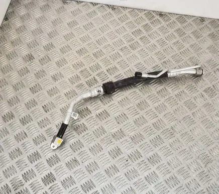 Audi A4 S4 B9 8W Air conditioning (A/C) pipe/hose 8W1820740A