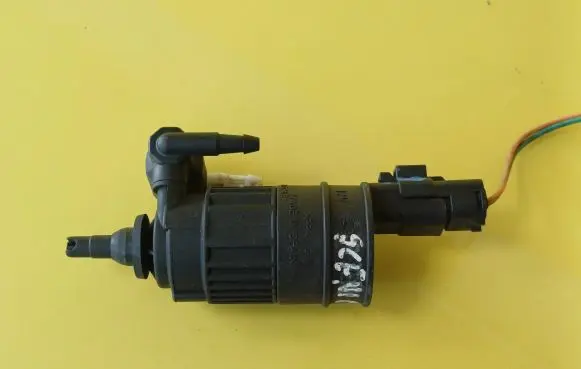 Renault Scenic II - Grand scenic II Windscreen/windshield washer pump 7700430702