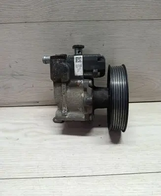 BMW 5 E60 E61 Power steering pump 678084804 7652974109