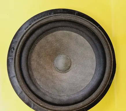 Suzuki Swift I Front door speaker 3910262J10