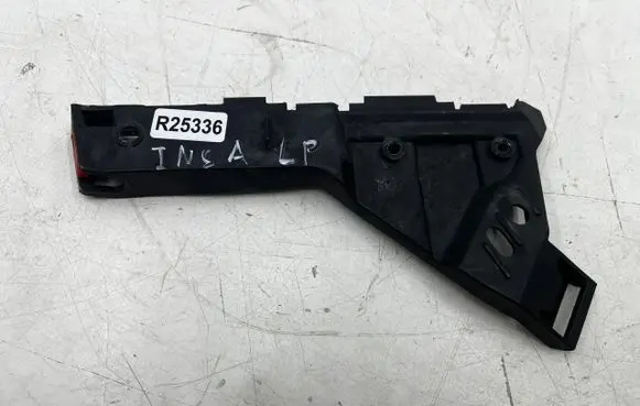 Opel Insignia A Front bumper mounting bracket 13238443