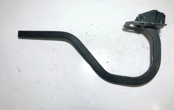Ford Mondeo MK II Tailgate/trunk/boot hinge