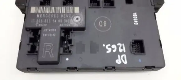 Mercedes-Benz C W203 Door control unit/module A2038201485
