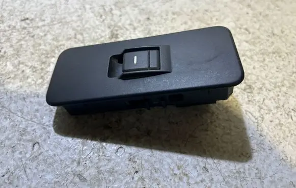 Land Rover Range Rover Sport L320 Electric window control switch YUD501070PVJ 060621