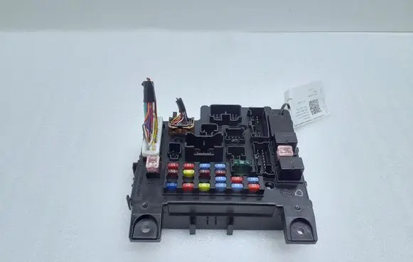 Mitsubishi Outlander Fuse module 8637A340 00027044