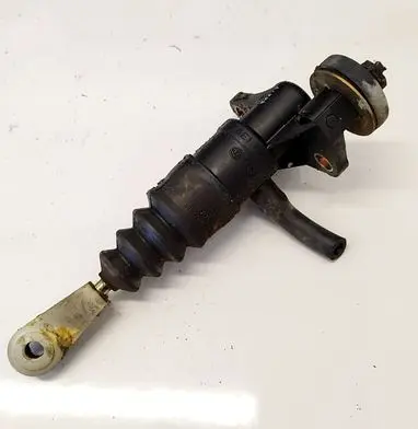 Volkswagen PASSAT B5.5 Clutch master cylinder 8E1721401G