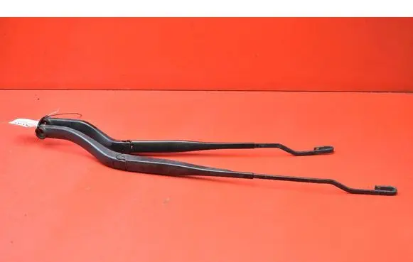 Opel Signum Front wiper blade arm 09185812