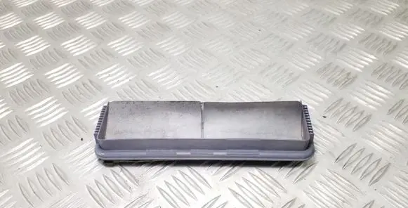 Skoda Yeti (5L) Quarter panel pressure vent 6X0819465D
