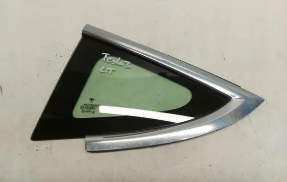 Tesla Model 3 Rear side window