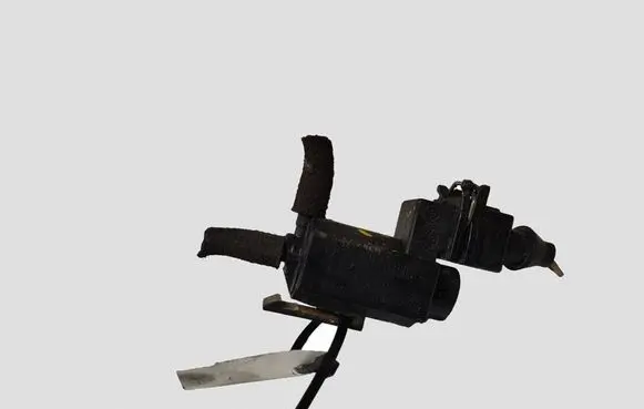 BMW 3 E90 E91 Turbo solenoid valve 70231800 7810831