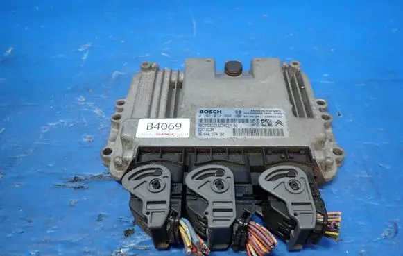 Citroen C4 II Engine control unit/module 9653958980 9664617480