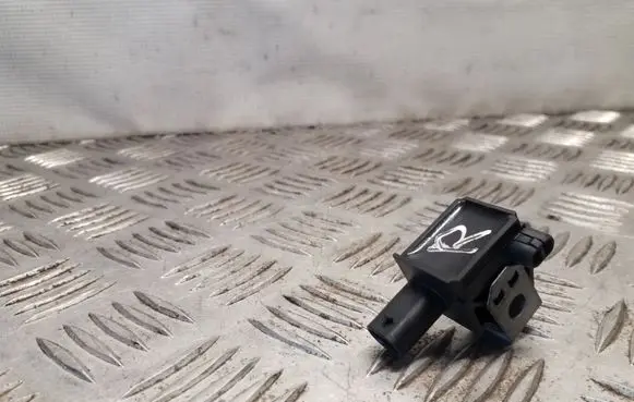 BMW 5 F10 F11 Airbag deployment crash/impact sensor 9224177 6577922417704