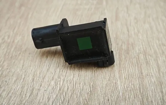 BMW 8 G16 Acceleration sensor 6861319