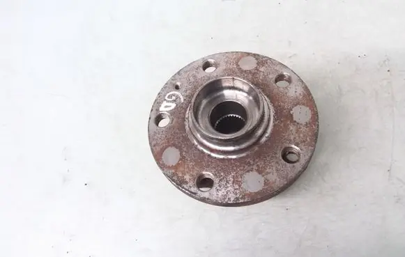 Audi A3 S3 A3 Sportback 8P Rear wheel hub