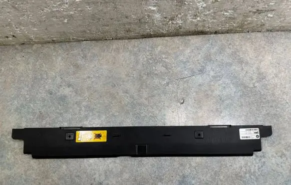 BMW i3 Radiator mount bracket 7616026 7600543