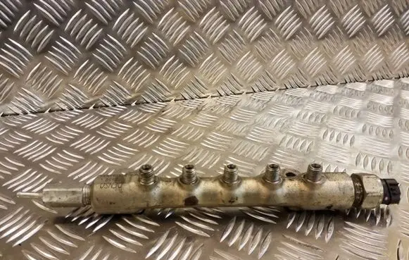 Toyota Corolla Verso E121 Fuel main line pipe 8945871010 12J20 02K15572