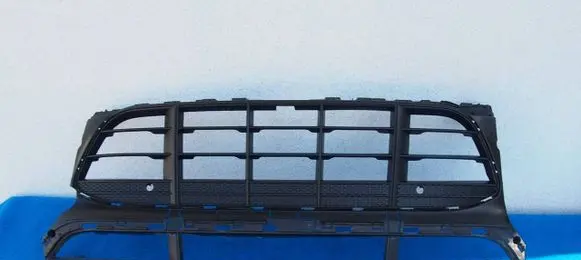 Porsche Macan (95B) Front bumper lower grill 95B807683AA