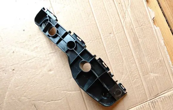 Toyota Mirai Tailgate trim 5211562010