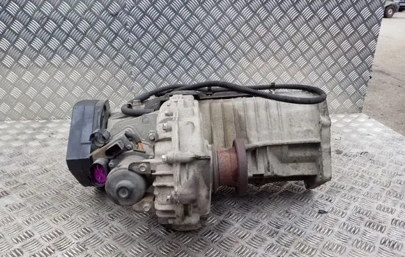 Volkswagen Touareg I Gearbox transfer box case 0AD341011G 0AD341601C