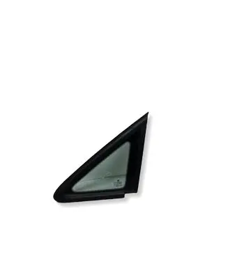 Volkswagen Touran II Front triangle window/glass 1T0845411
