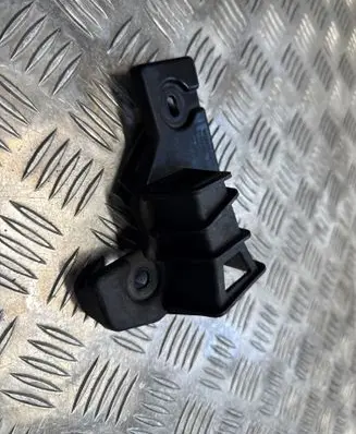 Volvo XC90 Front bumper mounting bracket 31353763