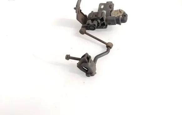 Headlight/headlamp level sensor
