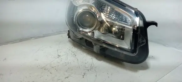 Nissan Qashqai Headlight/headlamp 26010BR61B 1LL01033534