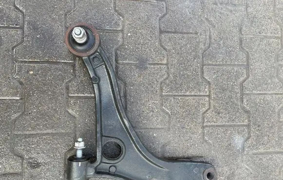 Renault Master III Front control arm